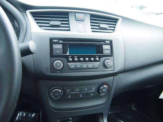 2017 Nissan Sentra S 4dr Sedan 6M